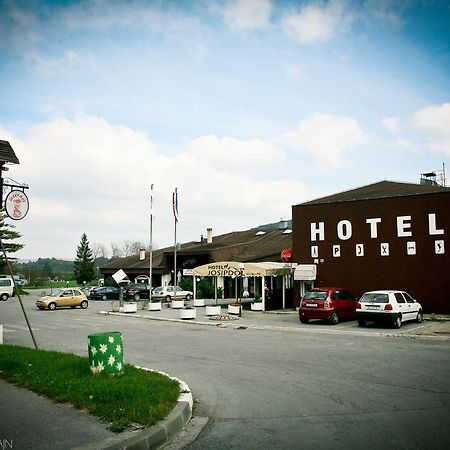 Hotel Josipdol Exteriér fotografie